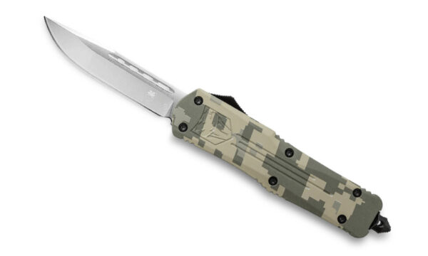 Cobratec (LADCFS-3DNS) "Large FS-3" Dual Action OTF, 3.50" D2 Satin Drop Point Blade, Army Digital Camo Aluminum Handle with Glass Breaker