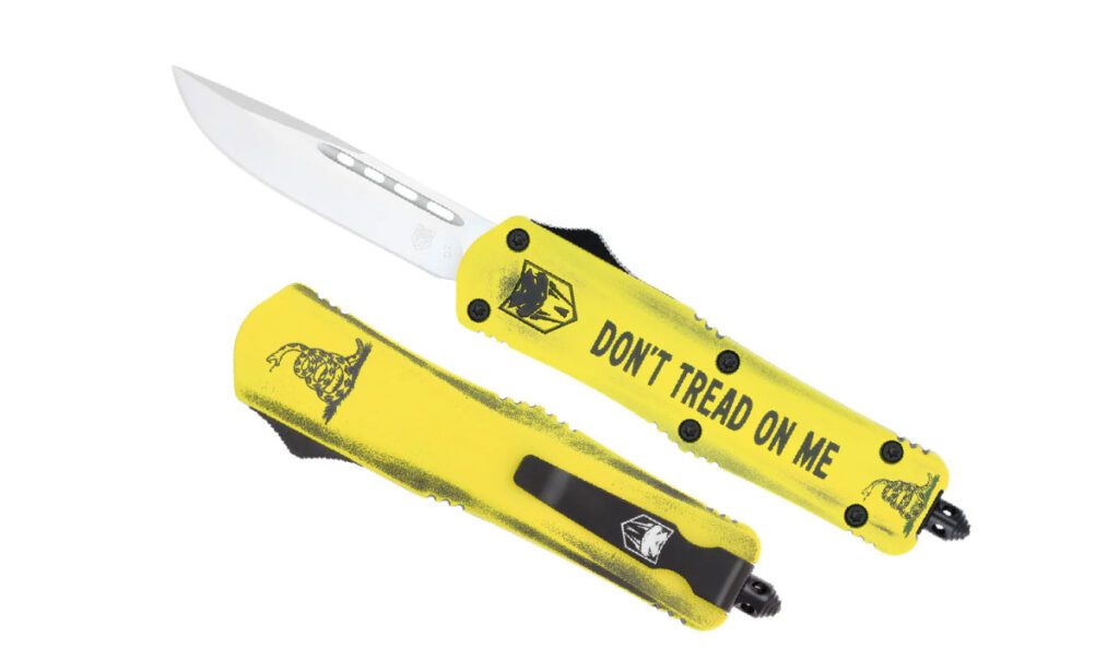 cobratec-mdtomfs-3dns-medium-fs-3-dual-action-otf-3-00-d2-satin-drop-point-blade-cerakote-dont-tread-on-me-aluminum-handle-with-glass-breaker