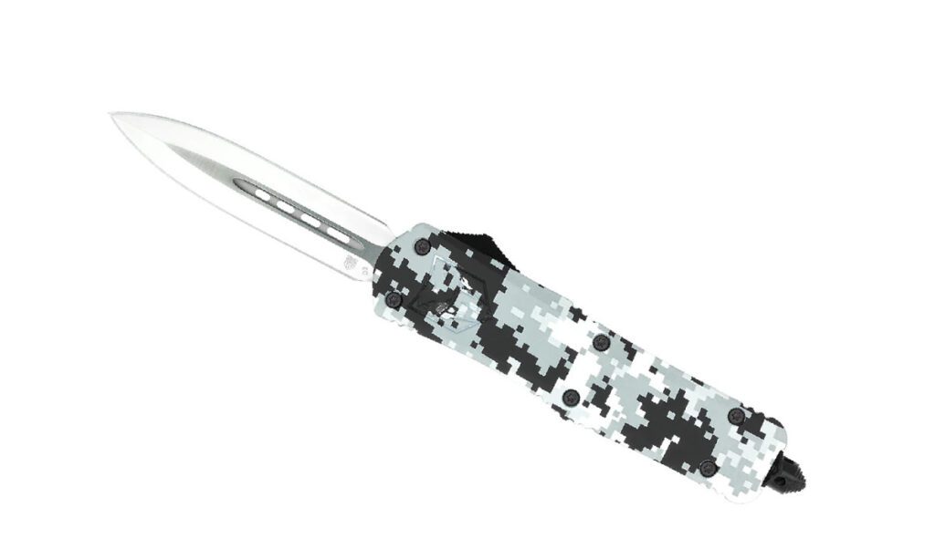 cobratec-lwdcfs-3dagns-large-fs-3-dual-action-otf-3-50-d2-satin-dagger-blade-winter-digital-camo-aluminum-handle-with-glass-breaker